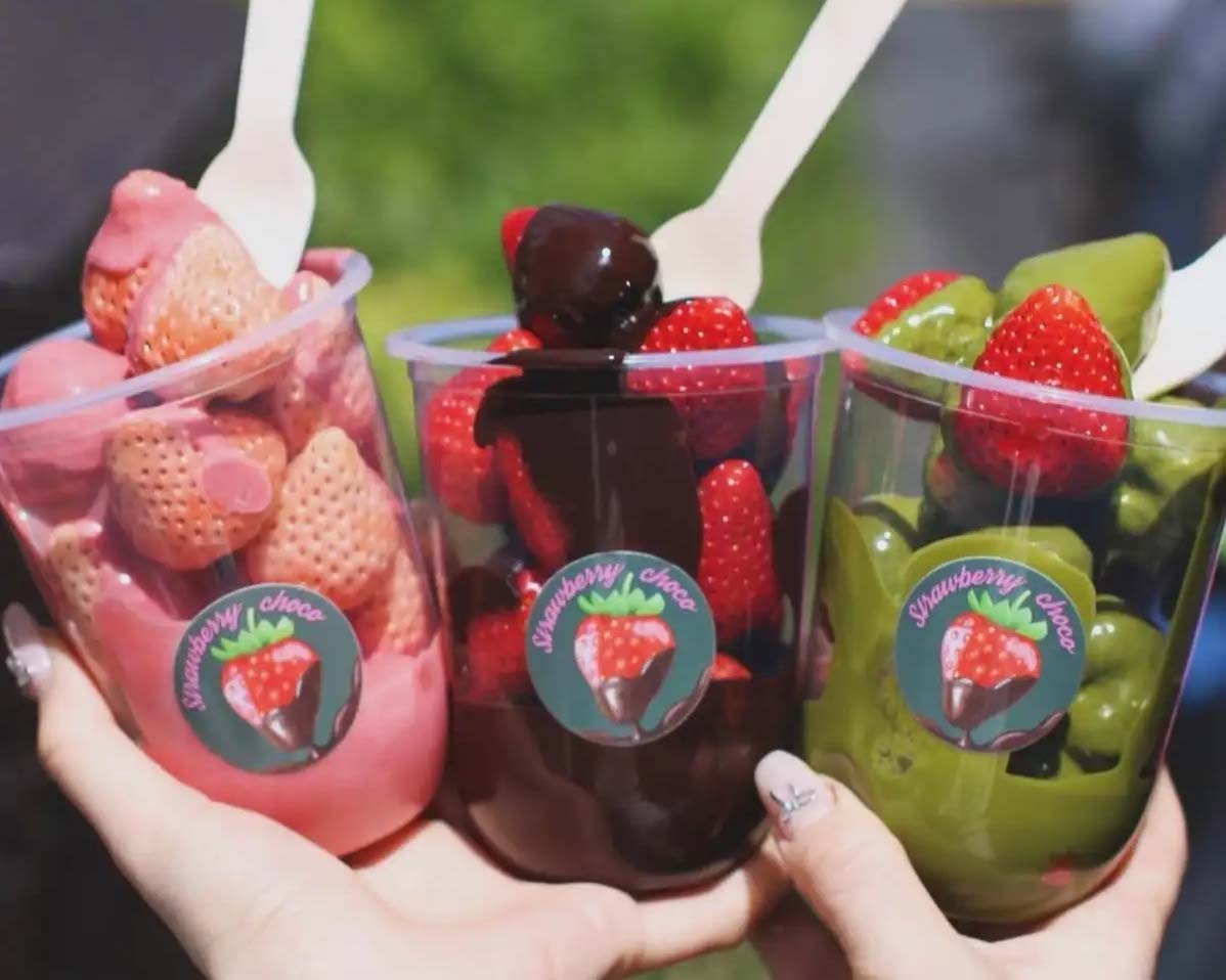 富山市】富山初上陸！原宿で話題の「いちご×とろけるチョコ」専門店が