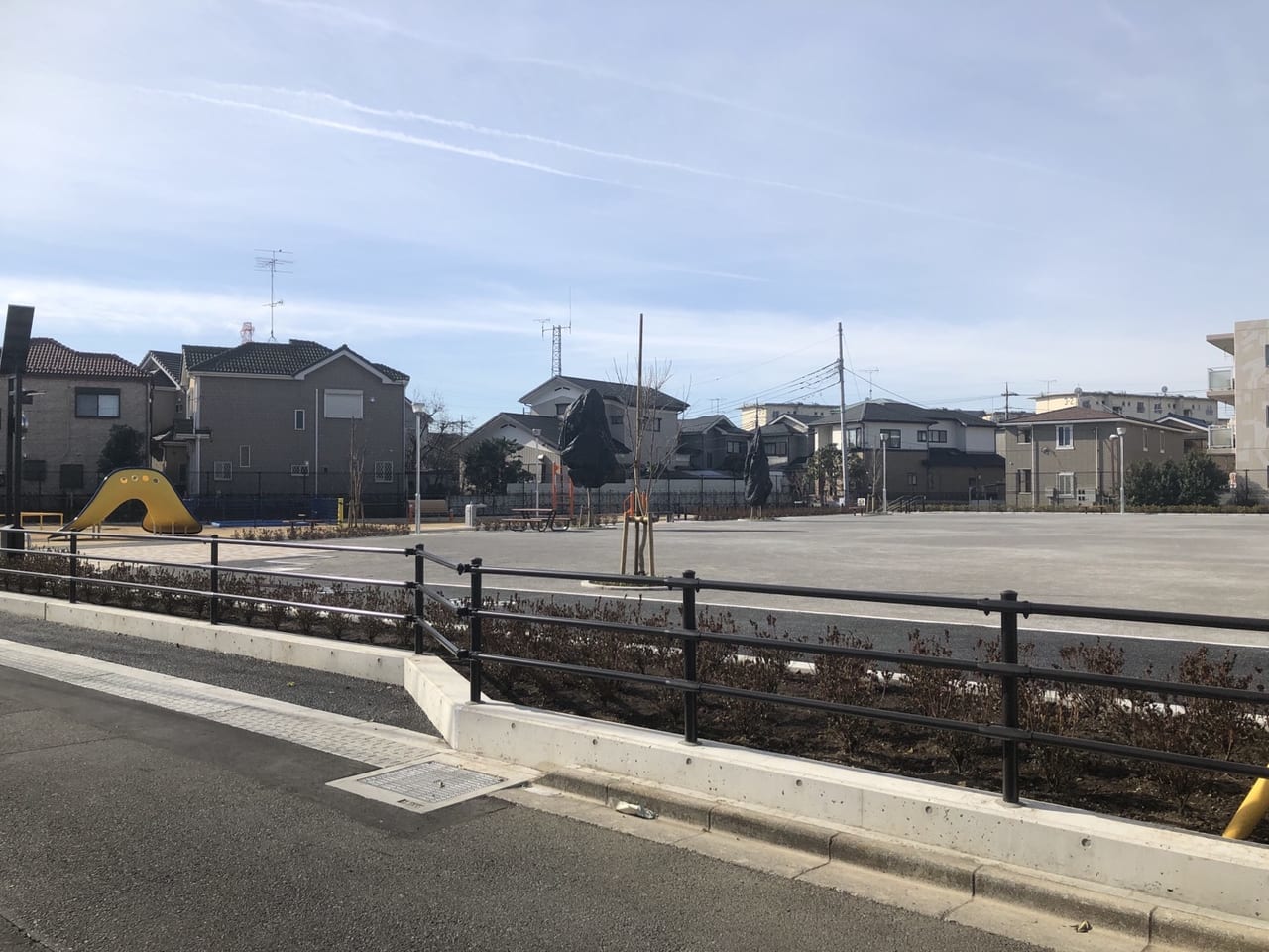 四谷一丁目公園全景