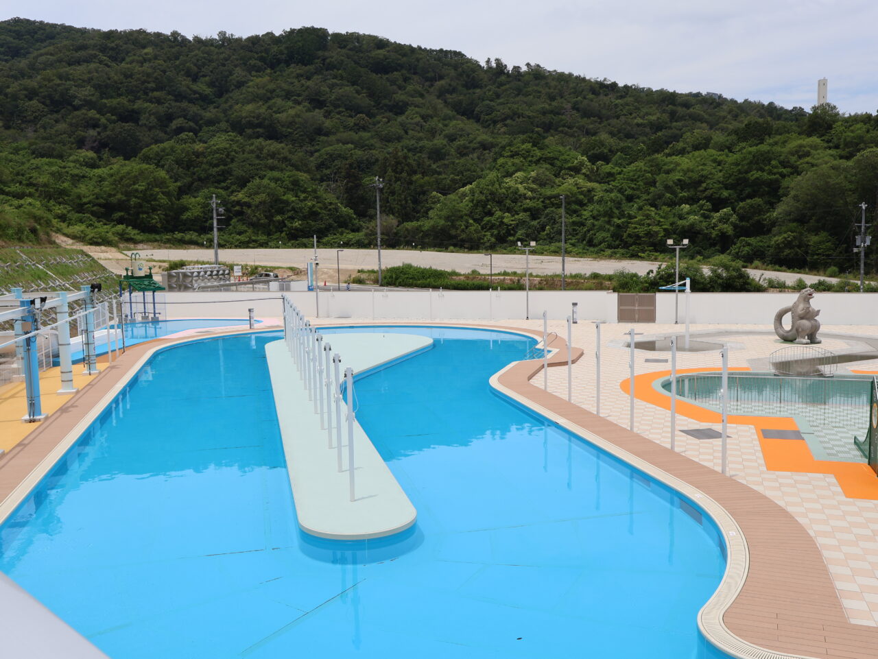 香芝市スポーツ公園プール