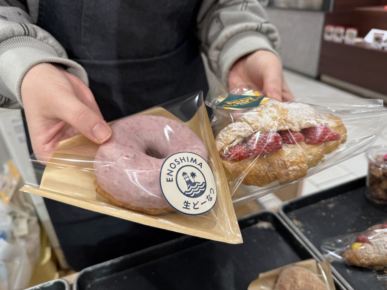 江ノ島しらなみヨーグルト＆生ドーナツ