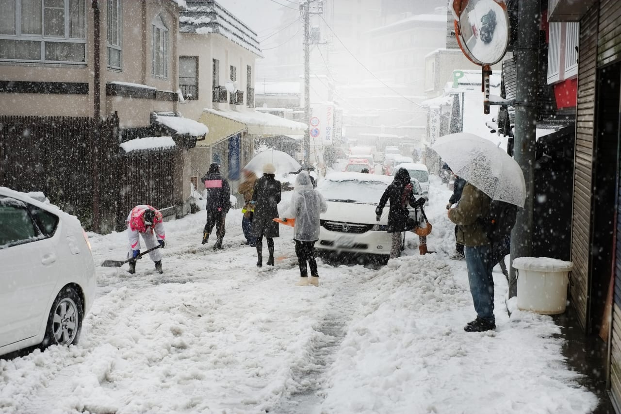 雪　立ち往生