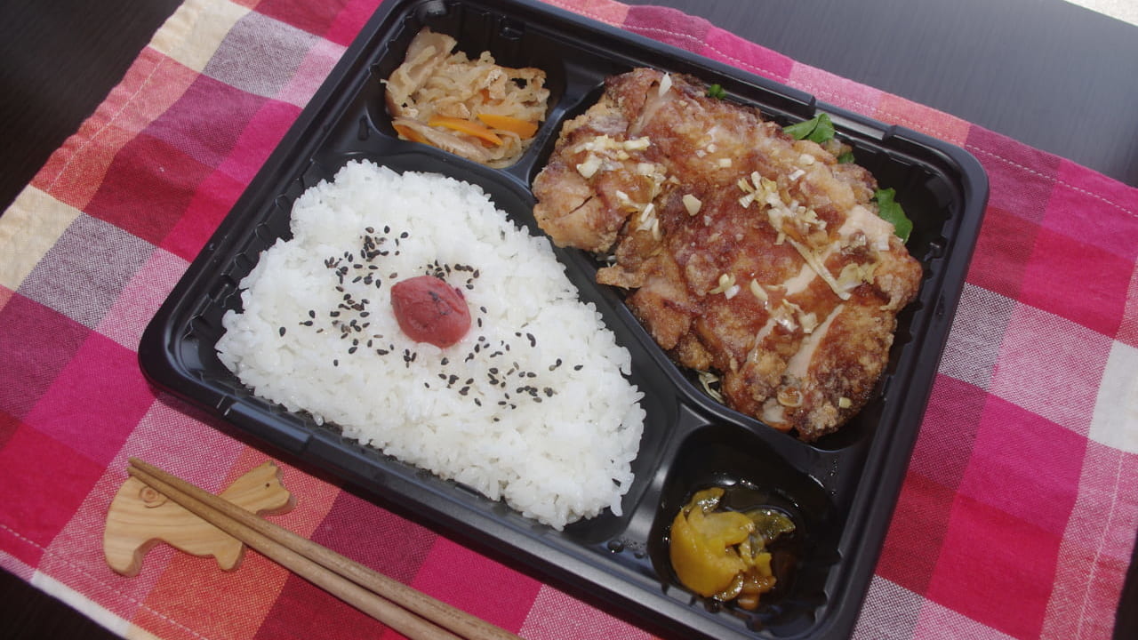 メイン_ユーリンチー弁当 (1)