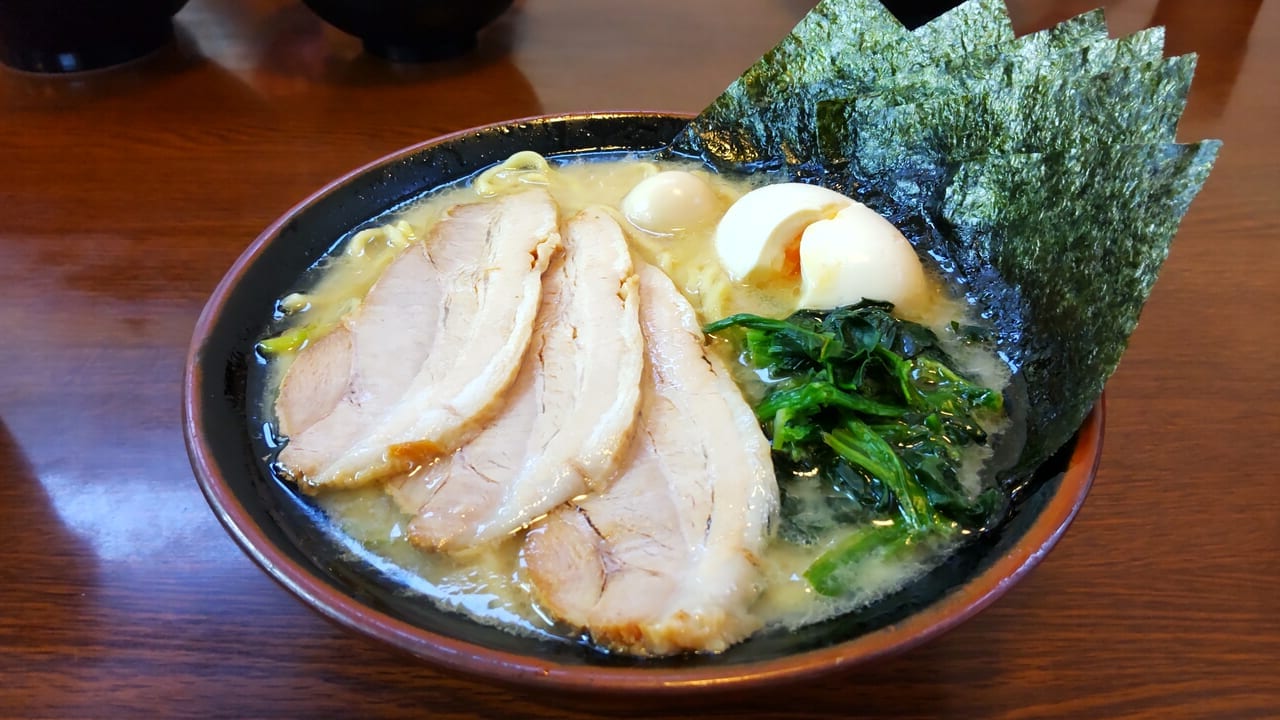 宮本商店のスペシャルラーメン