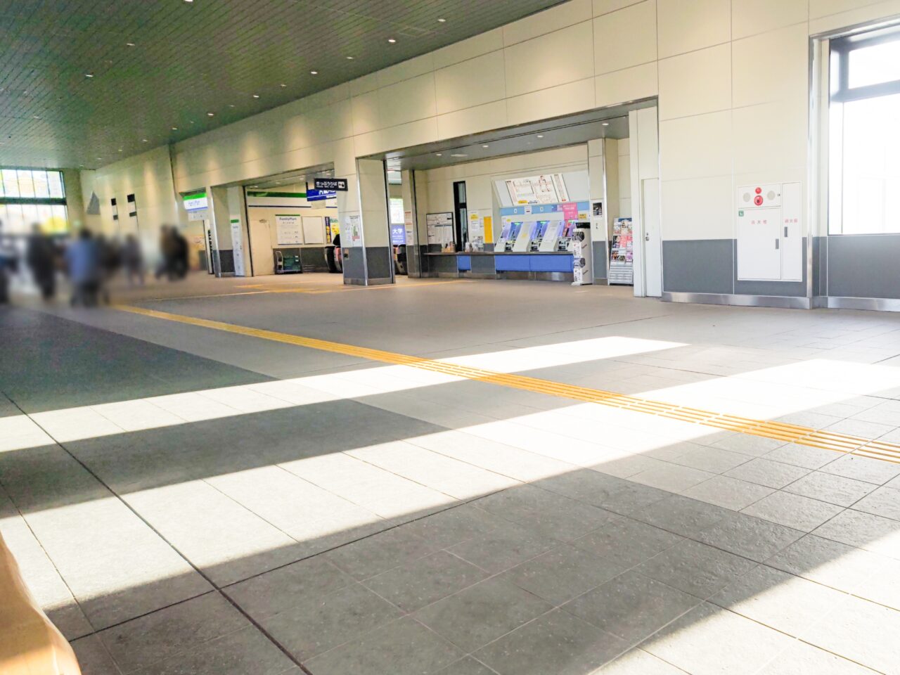 岩槻駅東西自由通路