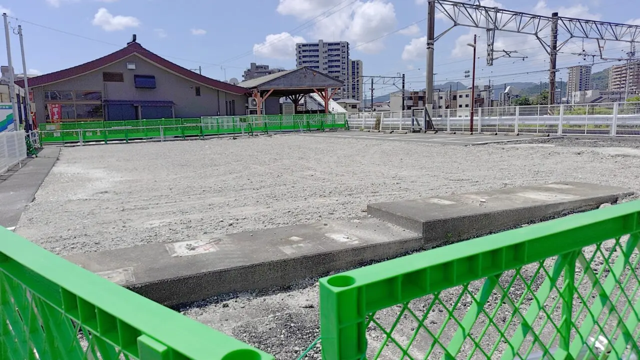 JR二日市駅横の駐車場跡