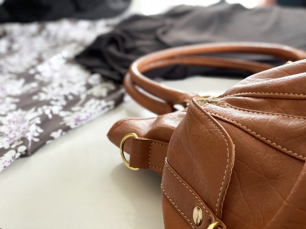 バッグや服の買取