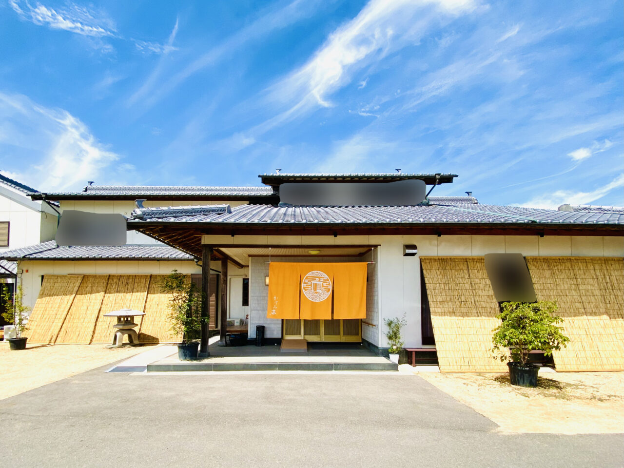 くつろぎ旬和食「かすみ家」店舗外観。画像提供：「阿波國上櫻城主 篠原紫雲長房」様