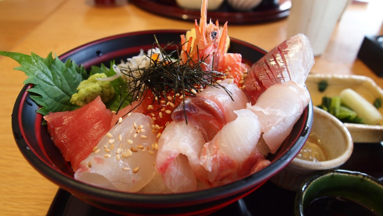 海鮮丼