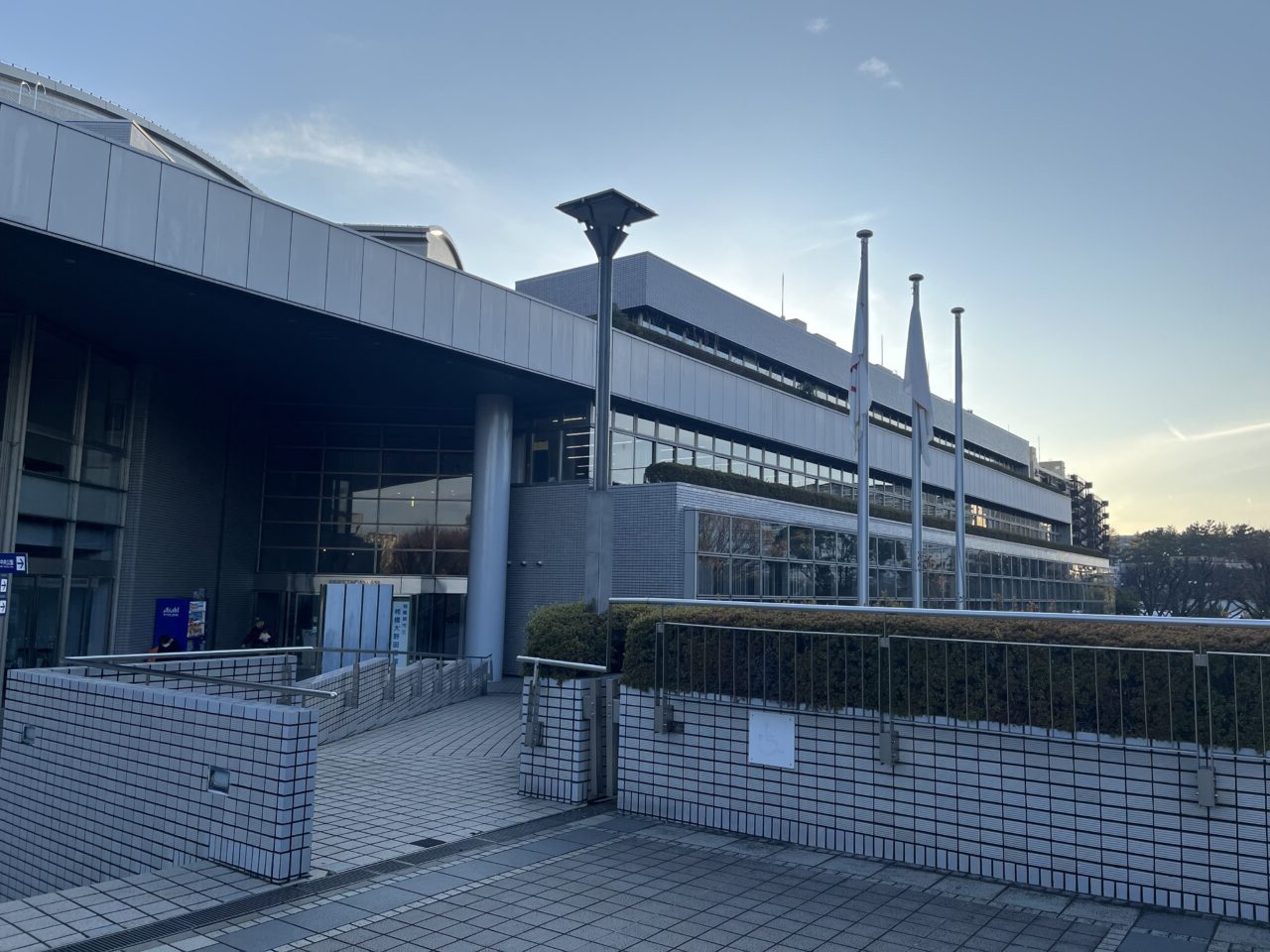 2025.01_グリーンホール外観1