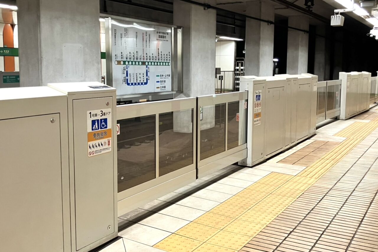 2026.6地下鉄海岸線ホームドア1