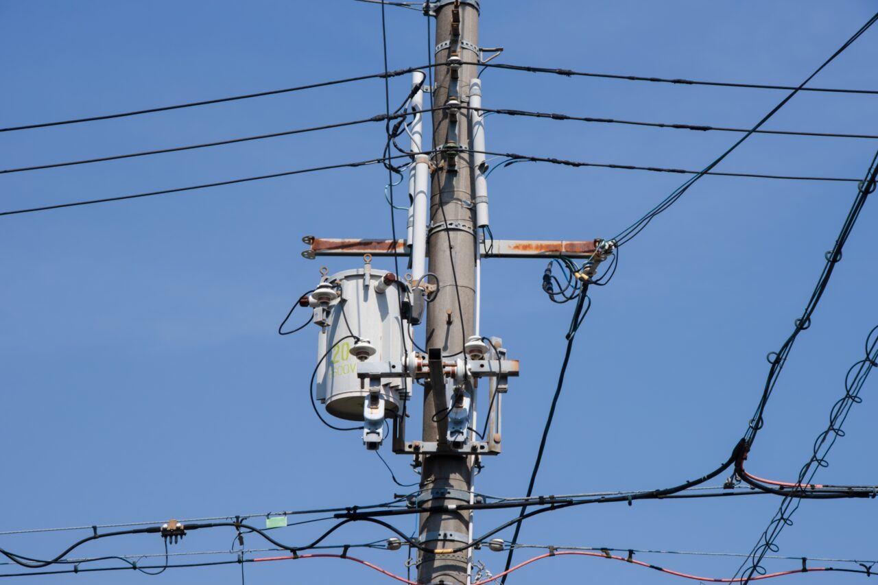 電柱イメージ画像