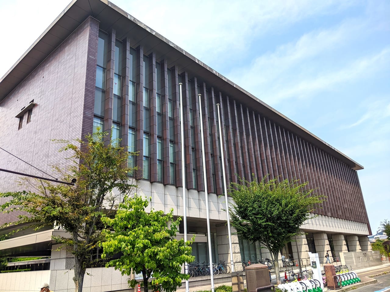 岡山県立図書館の外観