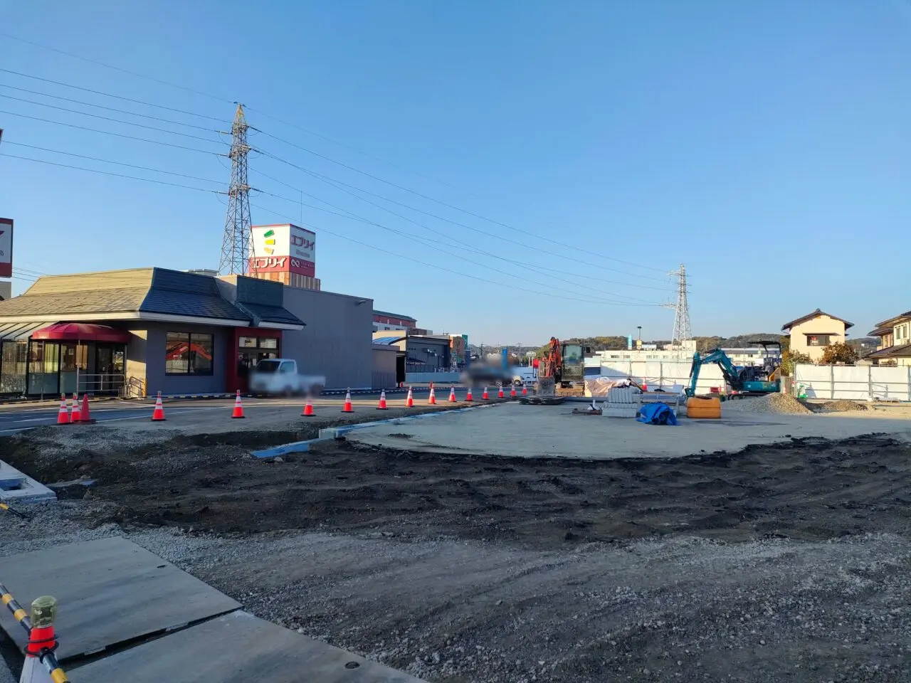 マクドナルド 53号津高店