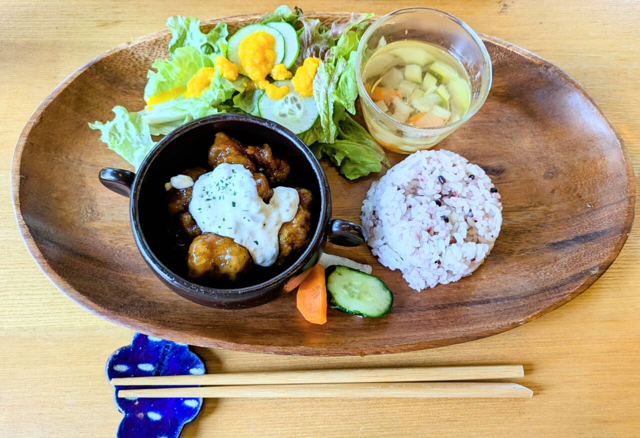 森の喫茶店コマメ