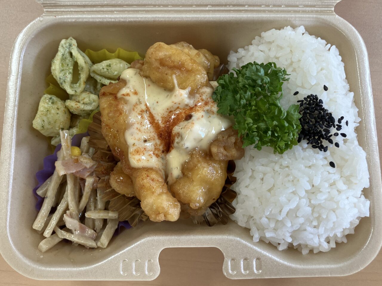 2025年PLUS+BOXお弁当
