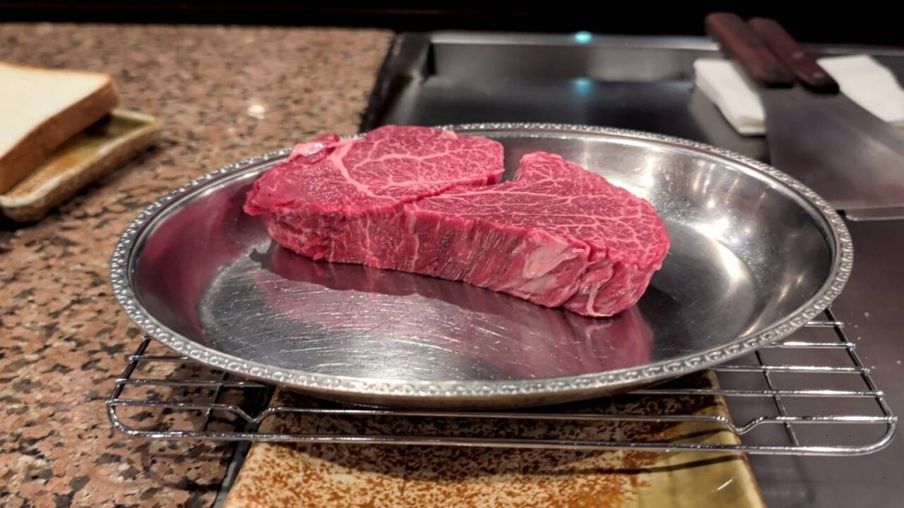 2025年鉄板焼一ッ葉ミヤチク宮崎牛