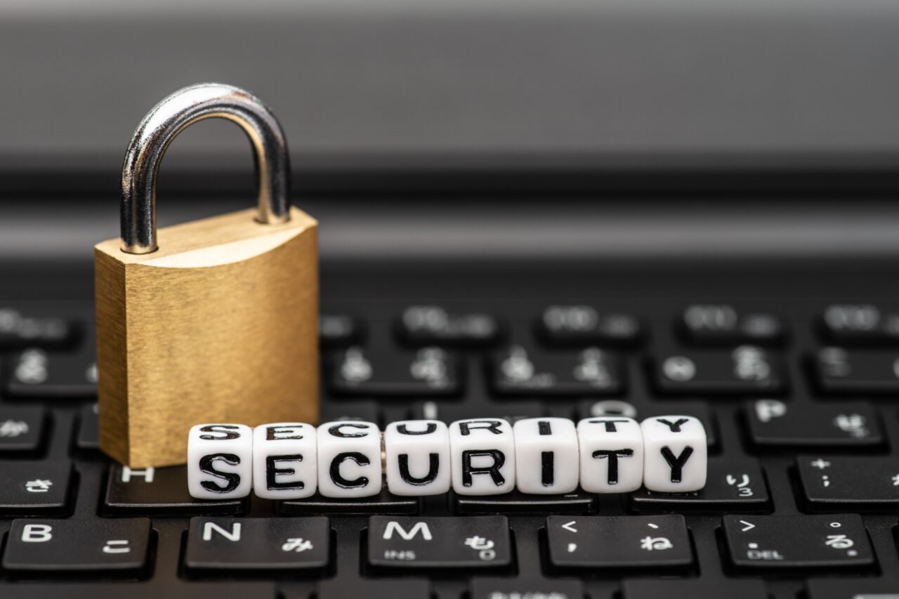 サイバーセキュリティ