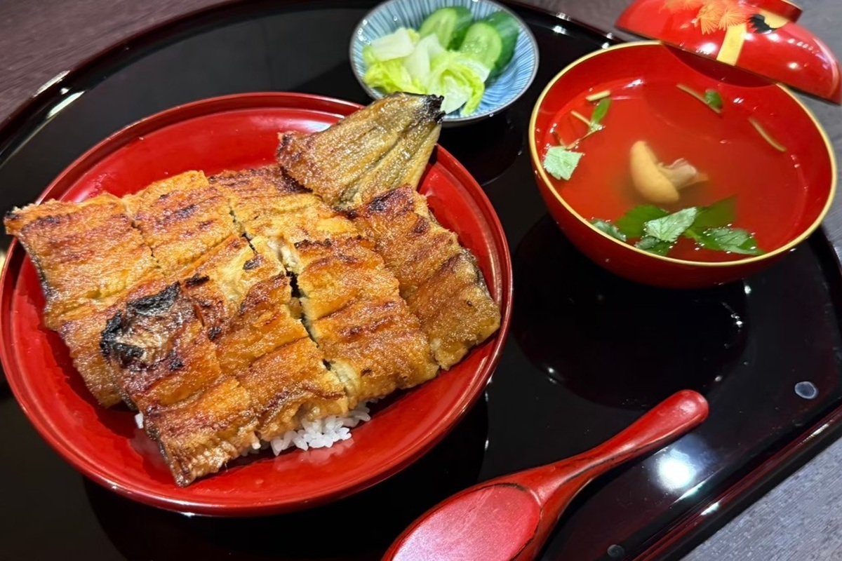 地焼鰻寝床 中目黒店