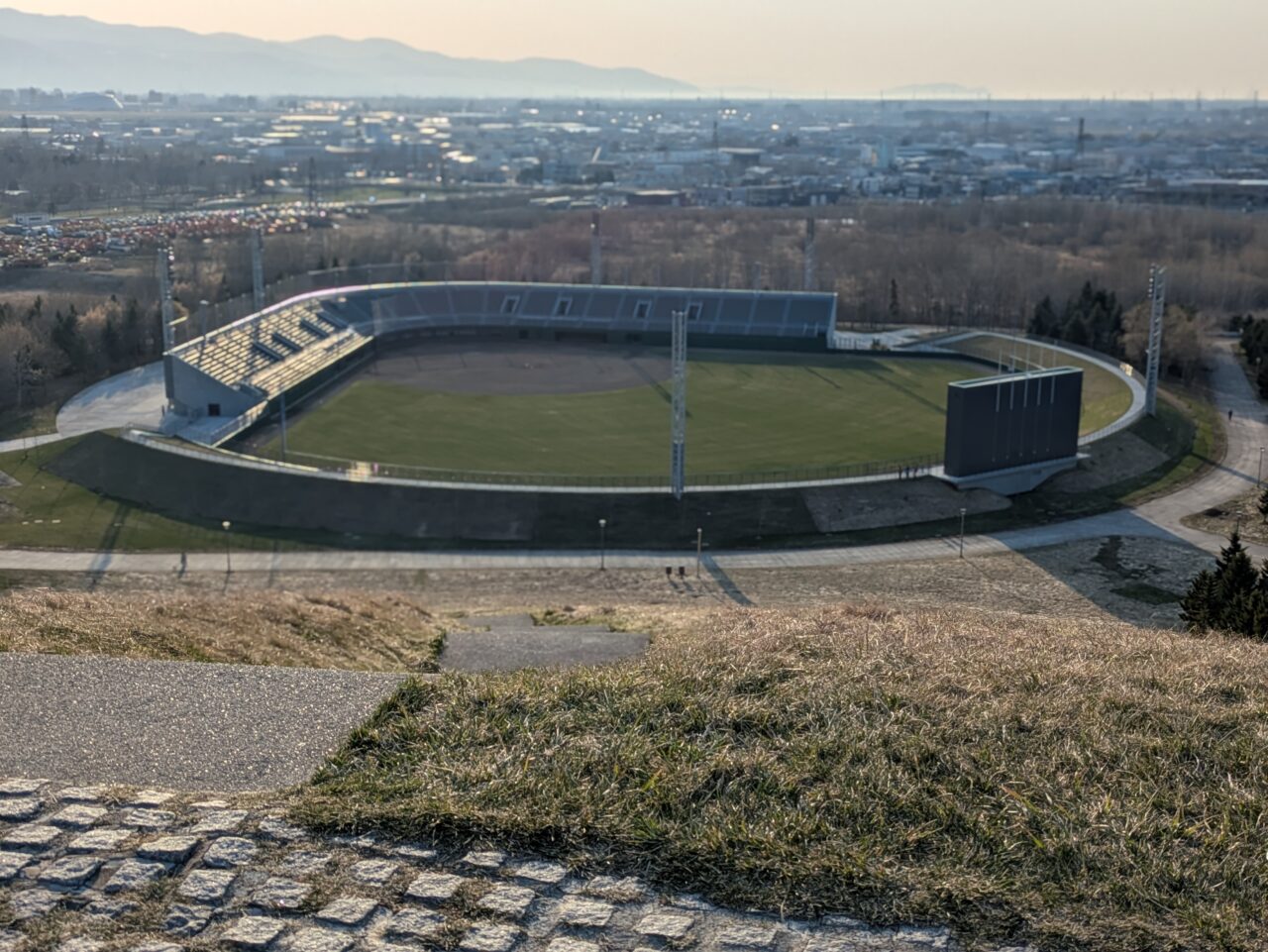 モエレ沼公園野球場