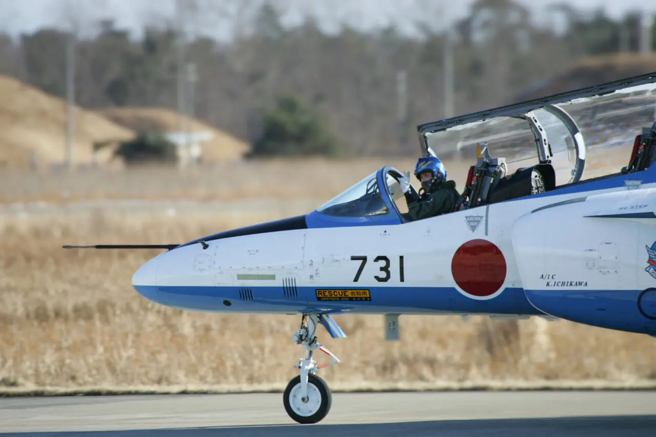 ブルーインパルス　機体　クラウドファンディング