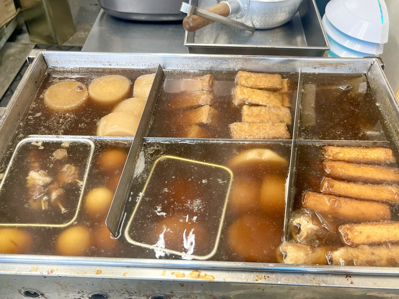 東地商店