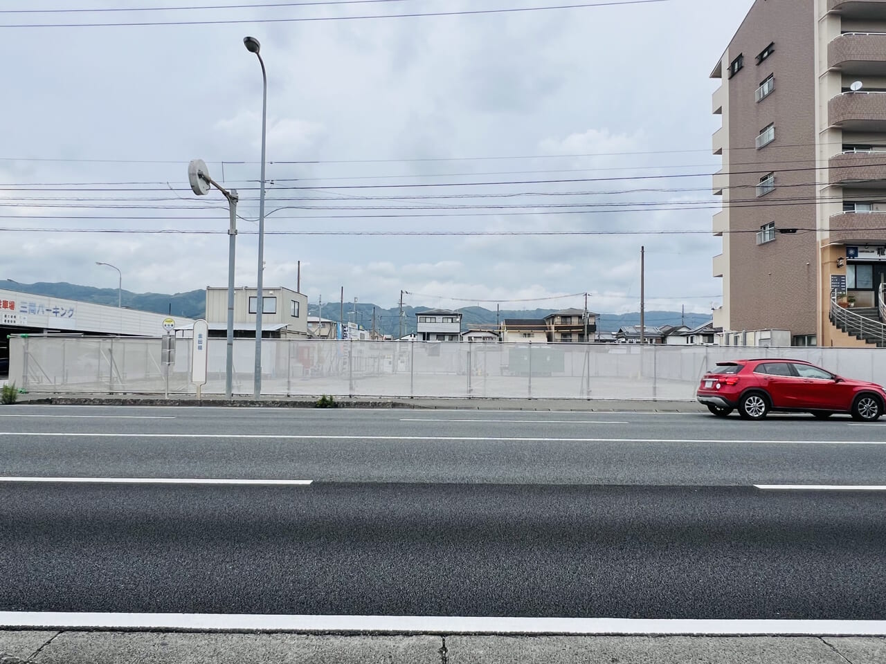 「はま寿司」の新築工事が行われている「スズキアリーナ金田」跡地