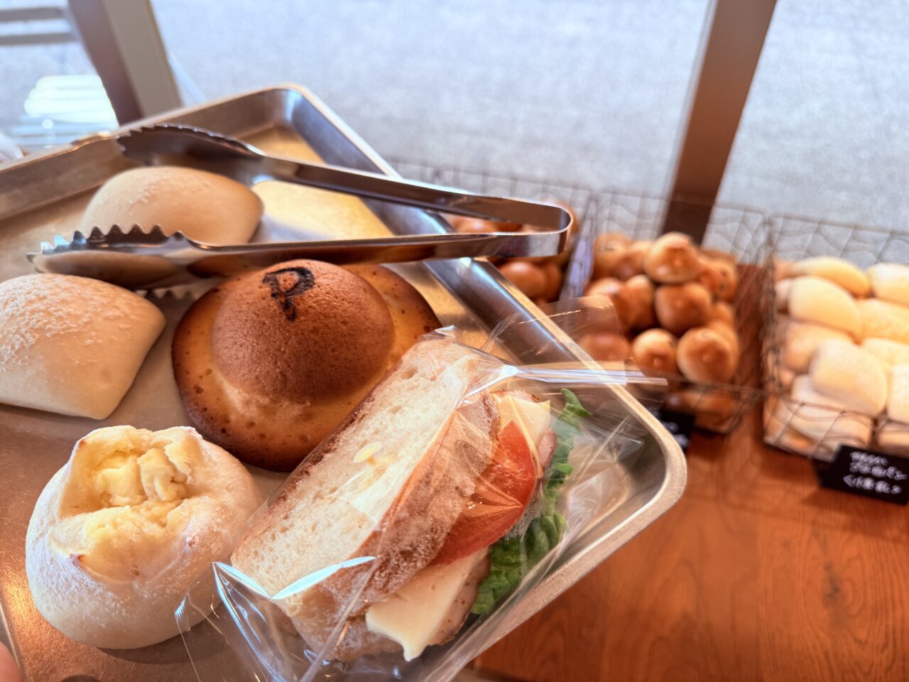 2025年12月31日に閉店するオーテピア前のパン屋「Pipeau（ピポー）」のパン