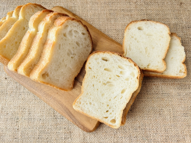 食パン