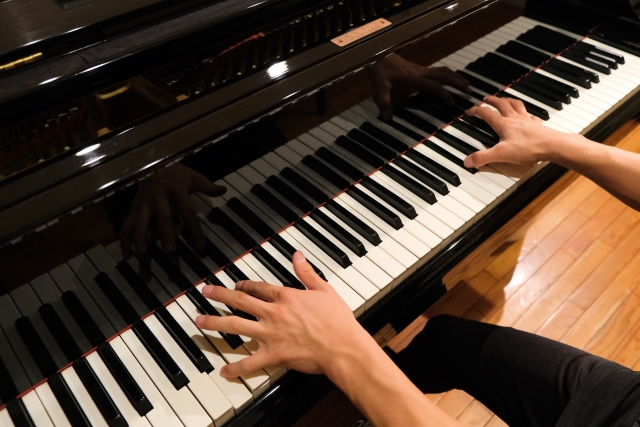 ピアノ