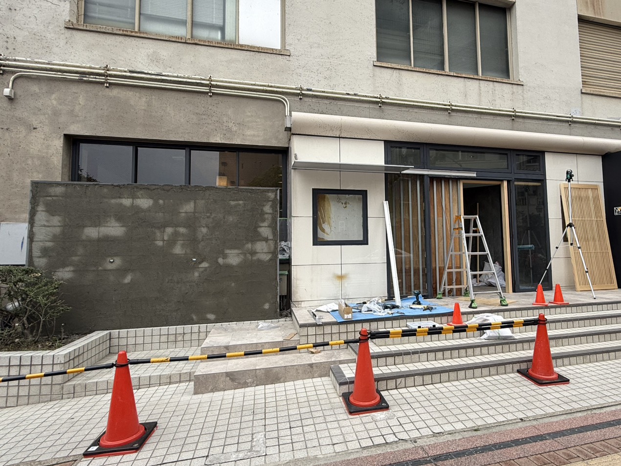 工事中テナント