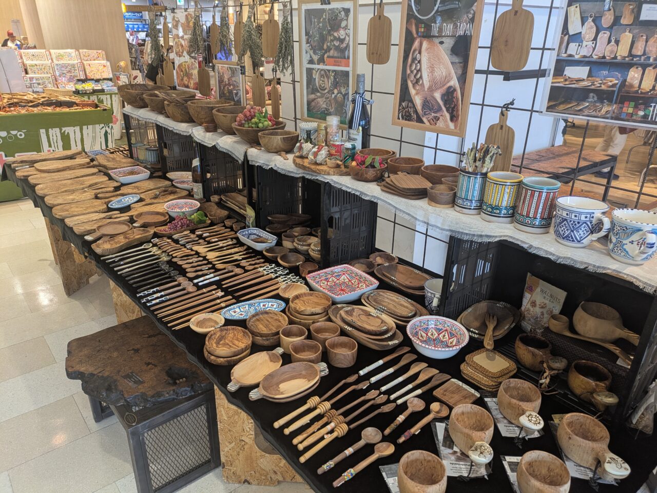 ひばりヶ丘パルコ内のチーク雑貨