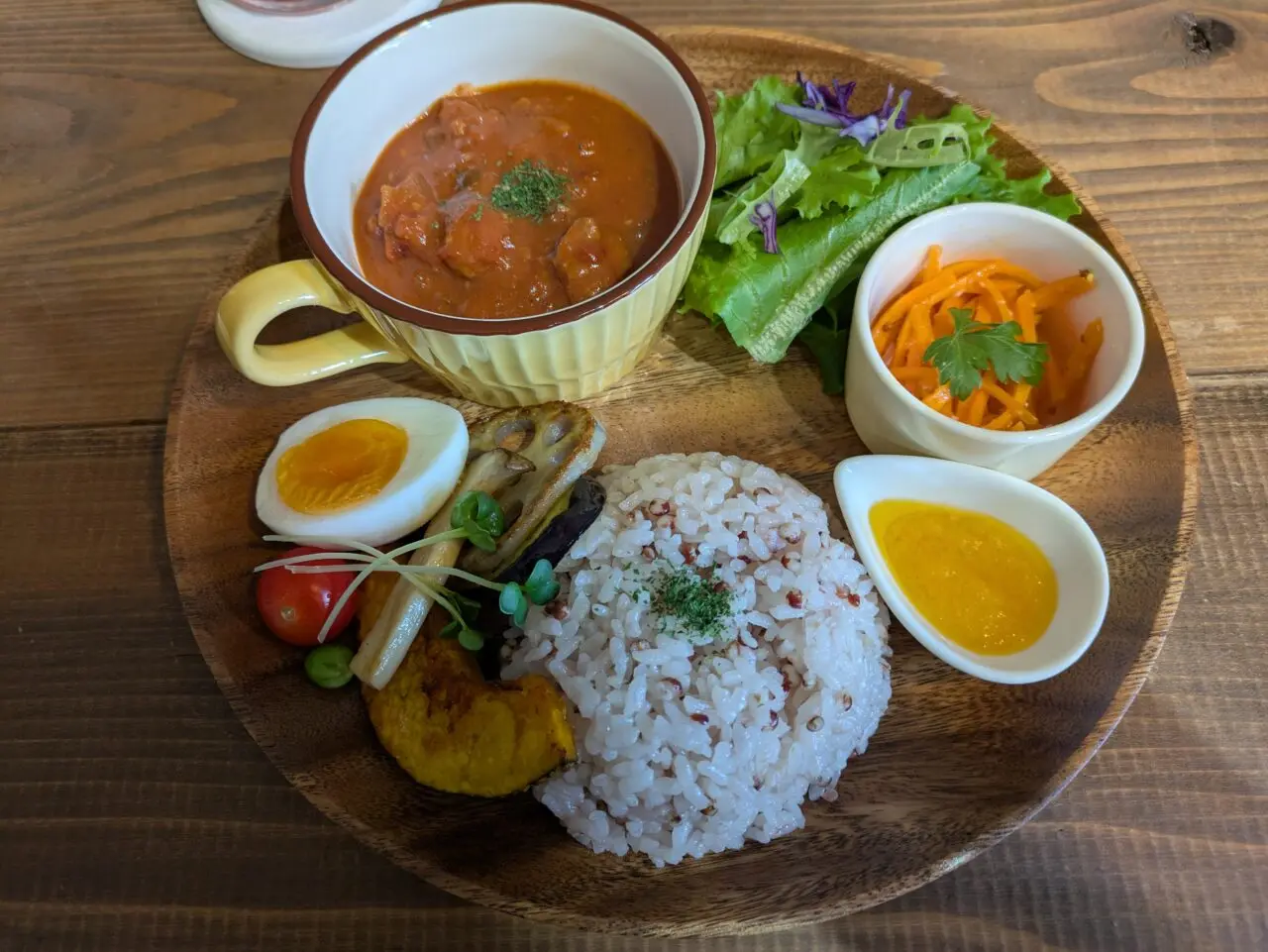 ベーカリー＆カフェ petit a petit