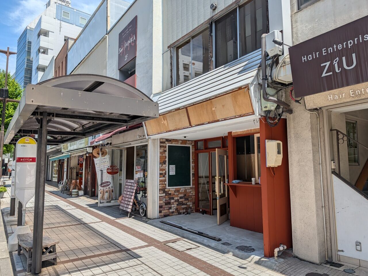２０２６年６月かるかや山前ミートナガノ外観３