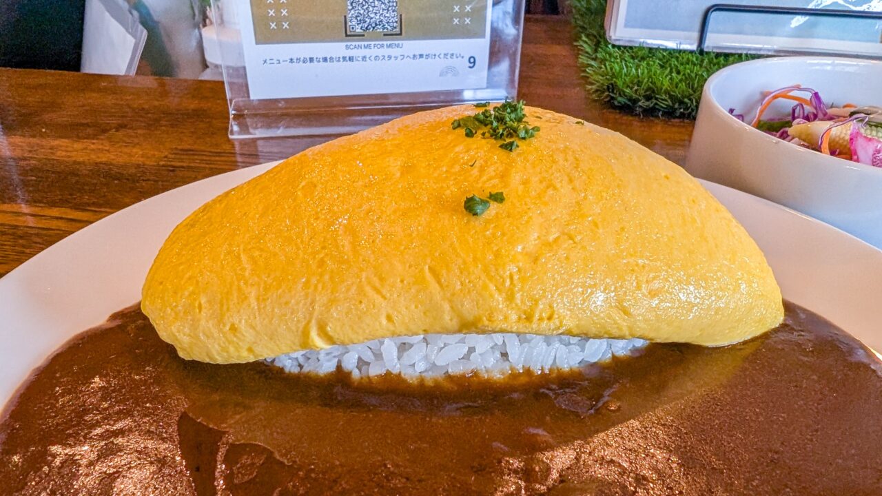 ココケッコウ　オムカレー
