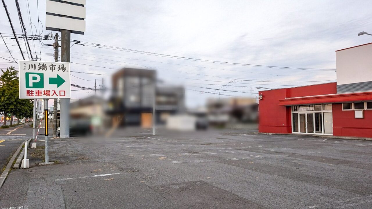 ツルハ跡地に市場がオープン