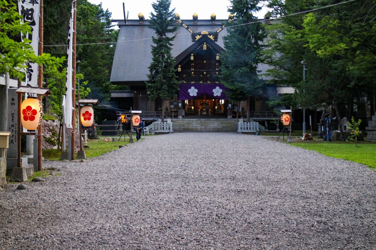 旭川市】始まりました上川神社例大祭！ 夜の神社の神秘さや、厳かで