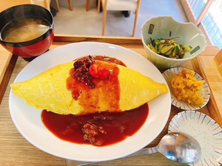 森ノ宮・玉造駅近くの定食屋「cafe.okatte」