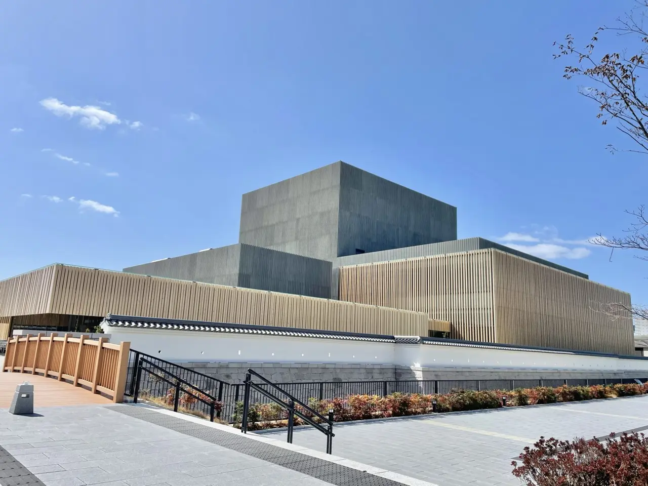 高槻城公園芸術文化劇場