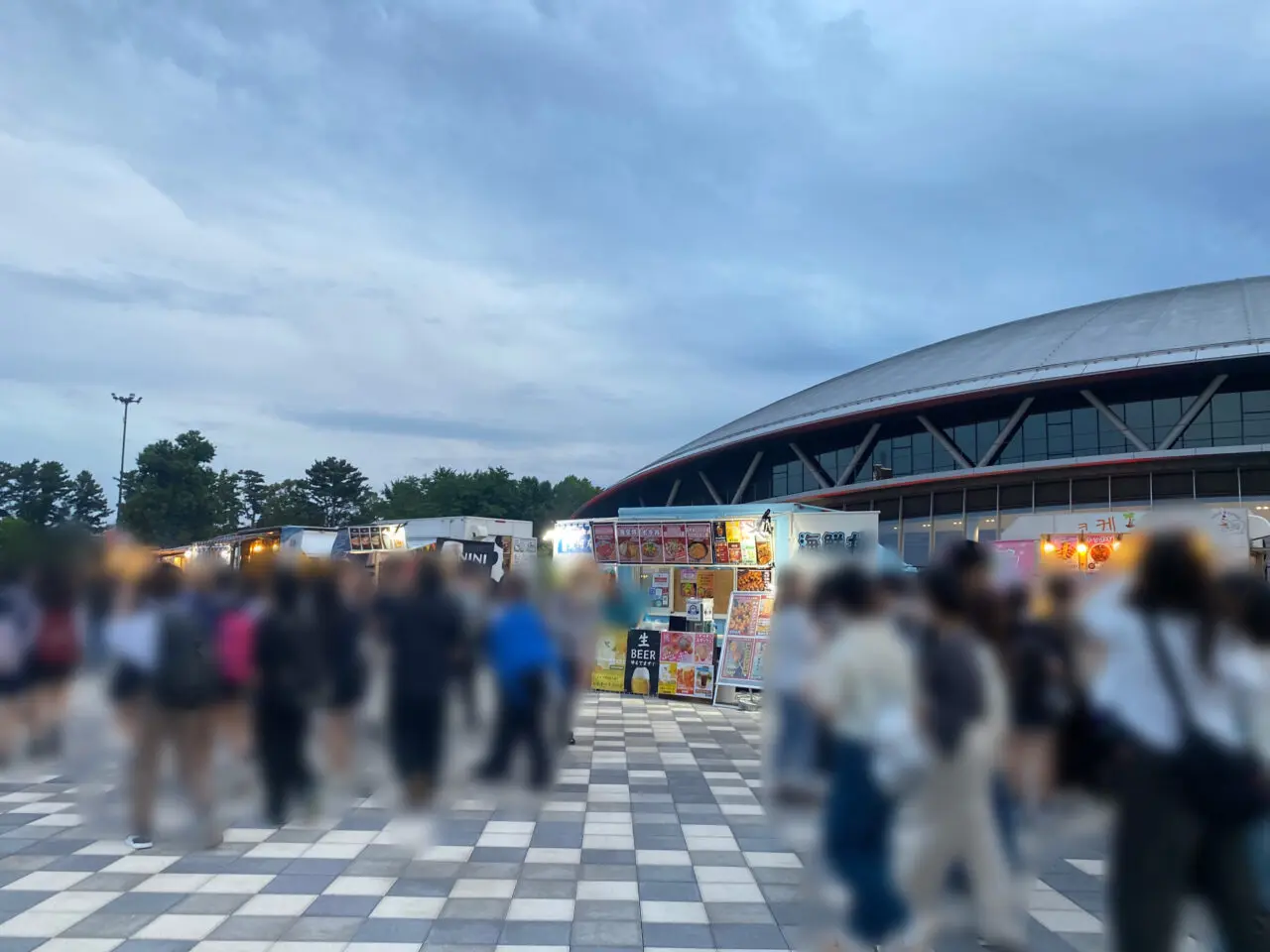 tipstardome前キッチンカー