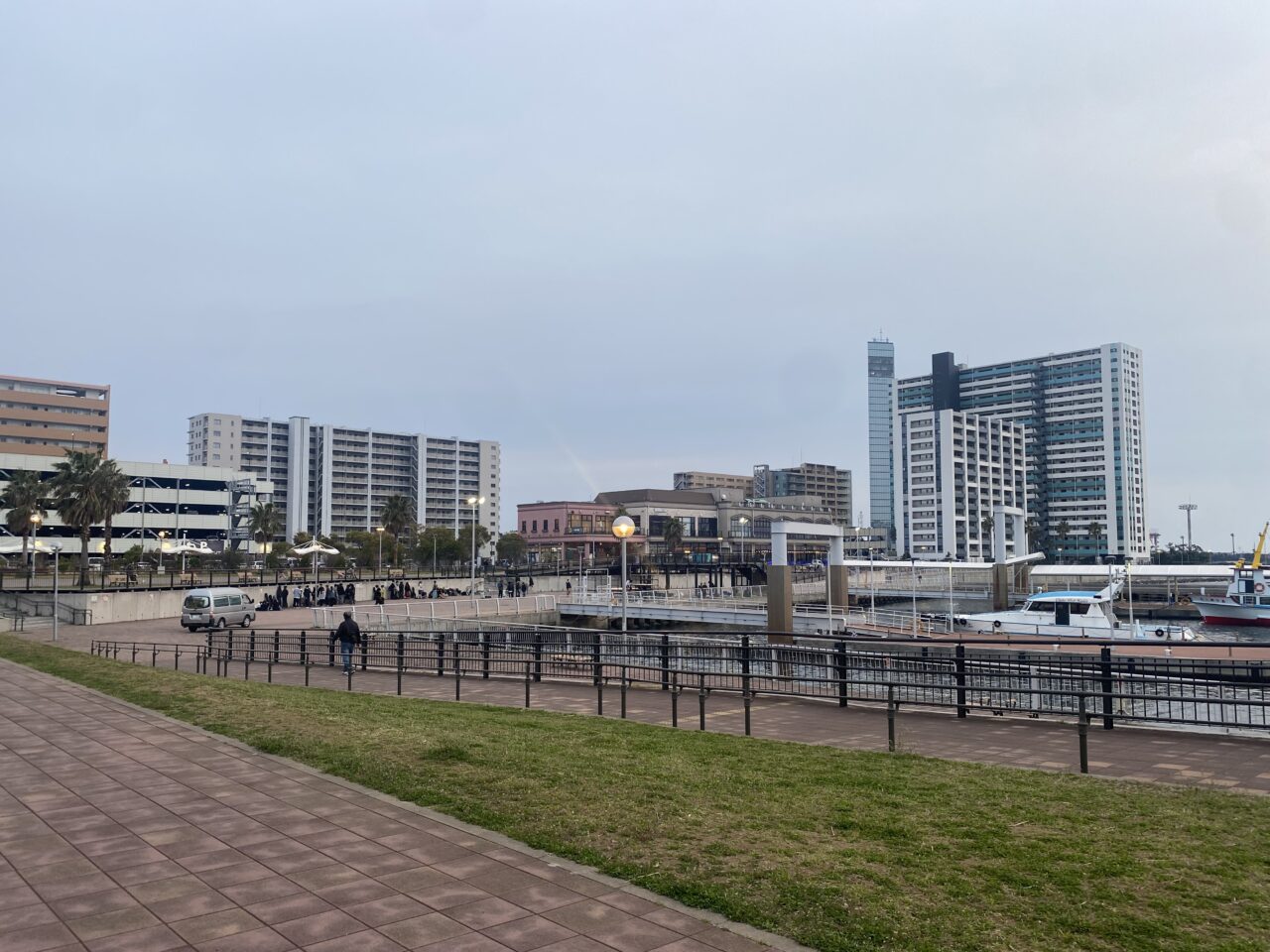 さんばしひろば