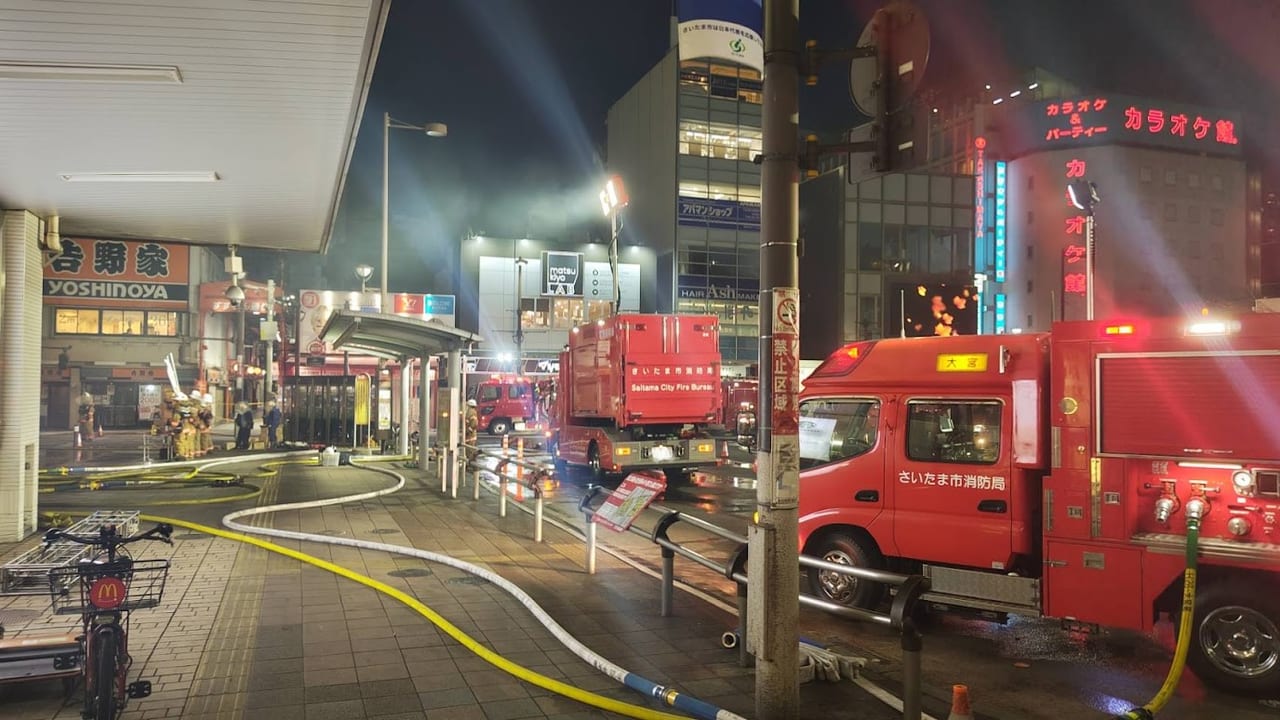 さいたま市大宮区 大宮駅東口の駅前繁華街で11月27日朝 火災が発生 夕方になっても規制が続いています お気をつけください 号外net さいたま市