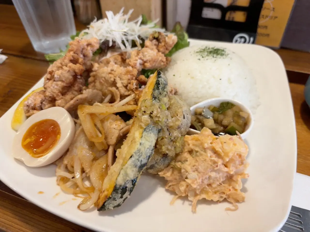 横川駅近くにある広島市西区のニコイチマート