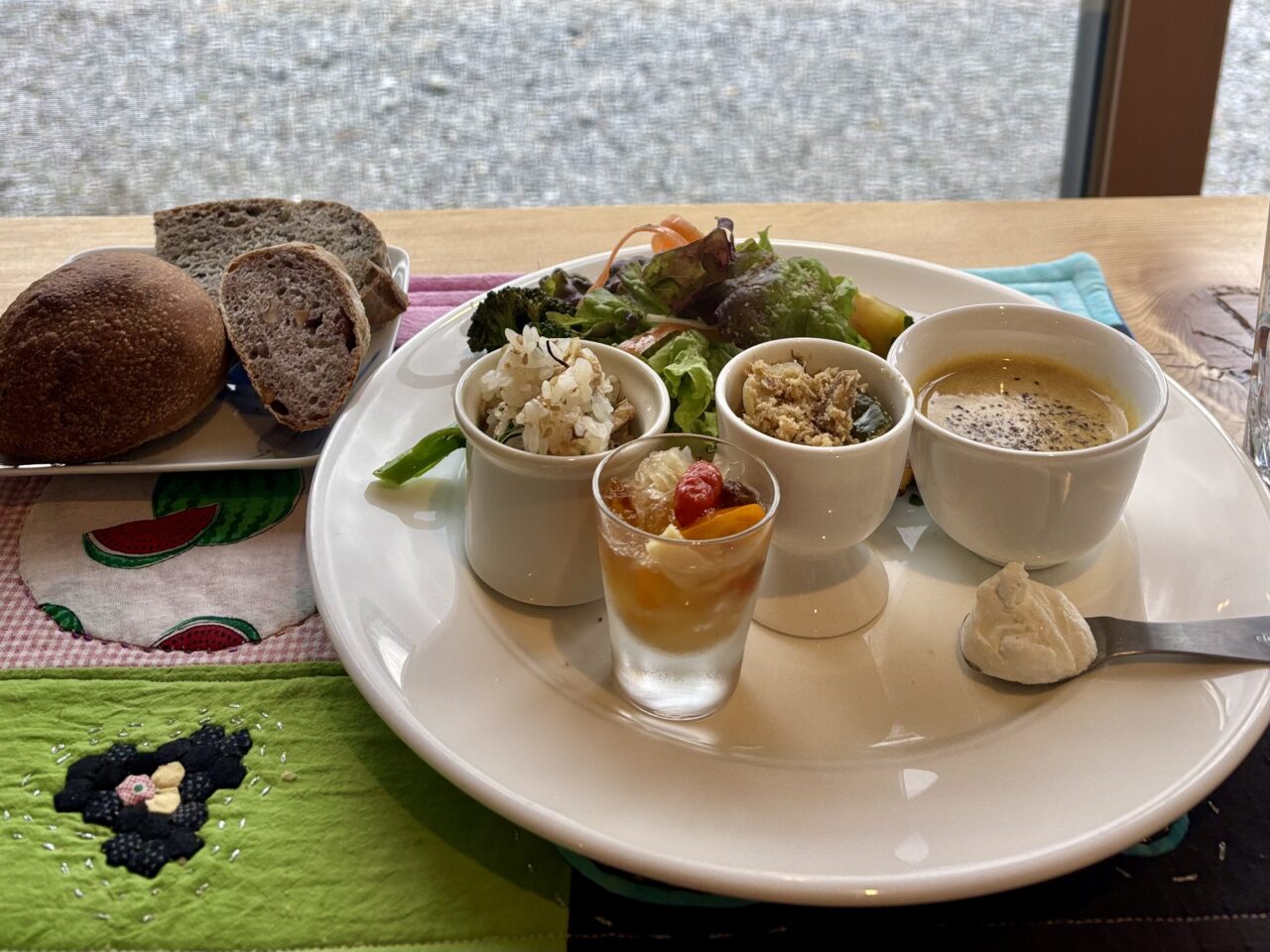 カラフルメリィワンプレートランチ