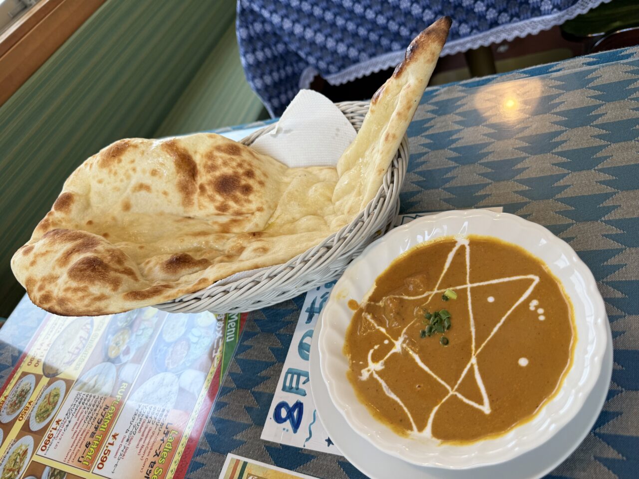藤枝市のガンジーパレス