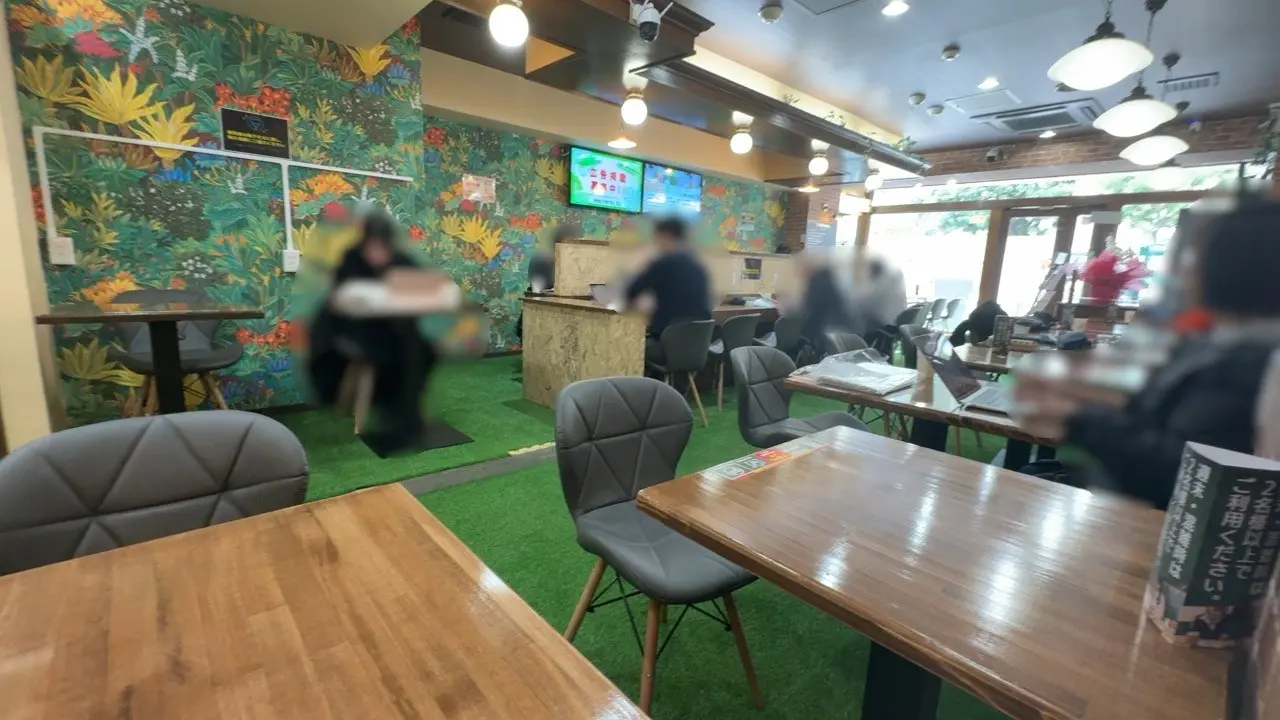 セルフカフェ上新庄店の内観