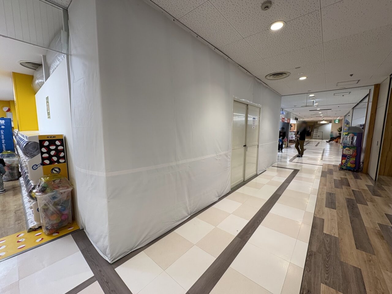 かみしんプラザの2階の風景