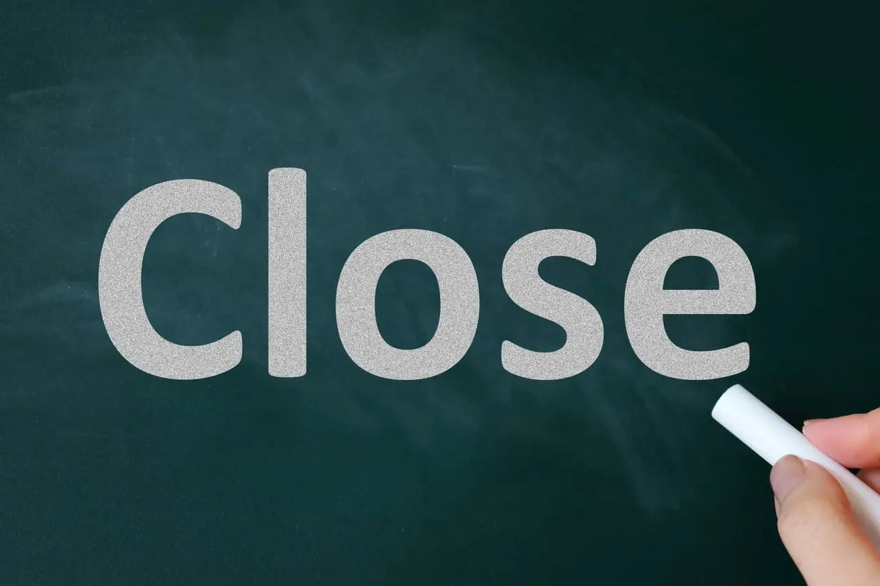 closeボタン