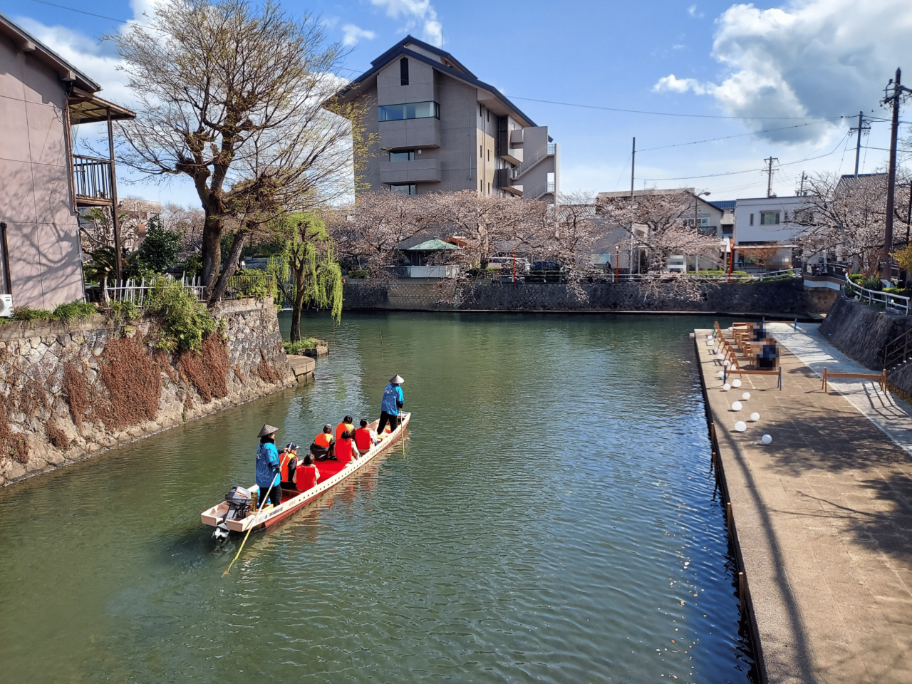 かわまちテラス
