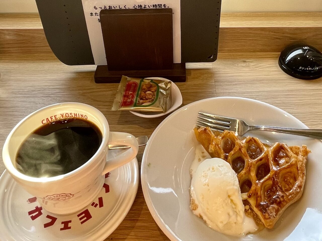 【名古屋市中川区】2025年10月7日(火)にオープンした「カフェヨシノ ロースタリー」は東海最大級の工場型ベーカリーカフェ。