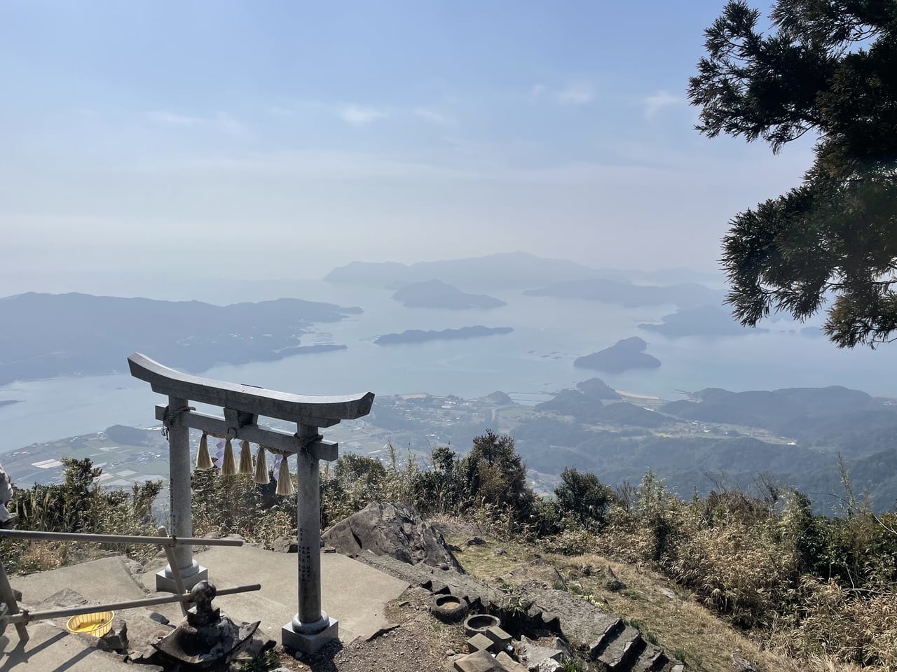 2023年倉岳神社の鳥居